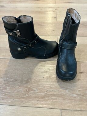 Women’s Milwaukee Motorcycle Leather Boots 8.5C